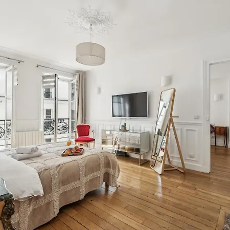 Bnbnook - Vast 3br - Arc De Triomphe & Champs Apartment