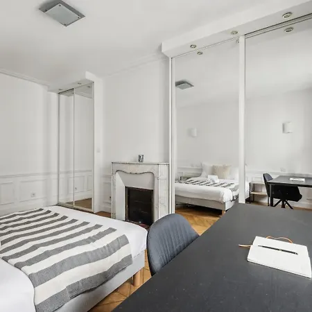 Bnbnook - Vast 3br - Arc De Triomphe & Champs